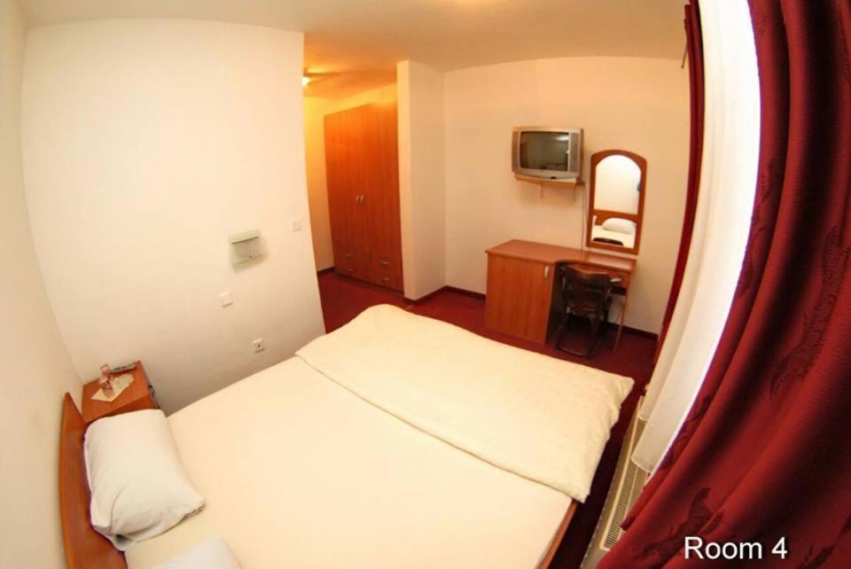 Motel Bella Italia Ilidža Eksteriør bilde