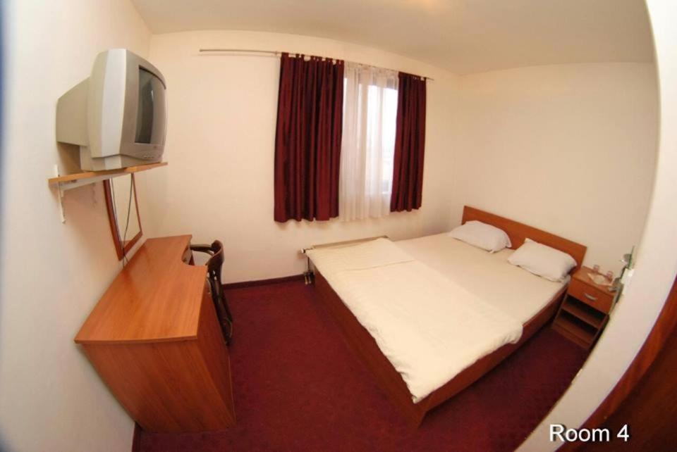 Motel Bella Italia Ilidža Eksteriør bilde